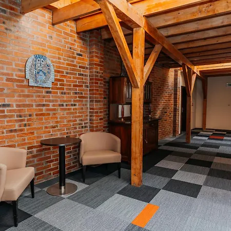 Ah Charlotte Center Košice