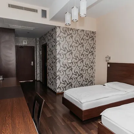 Ah Charlotte Center * Košice